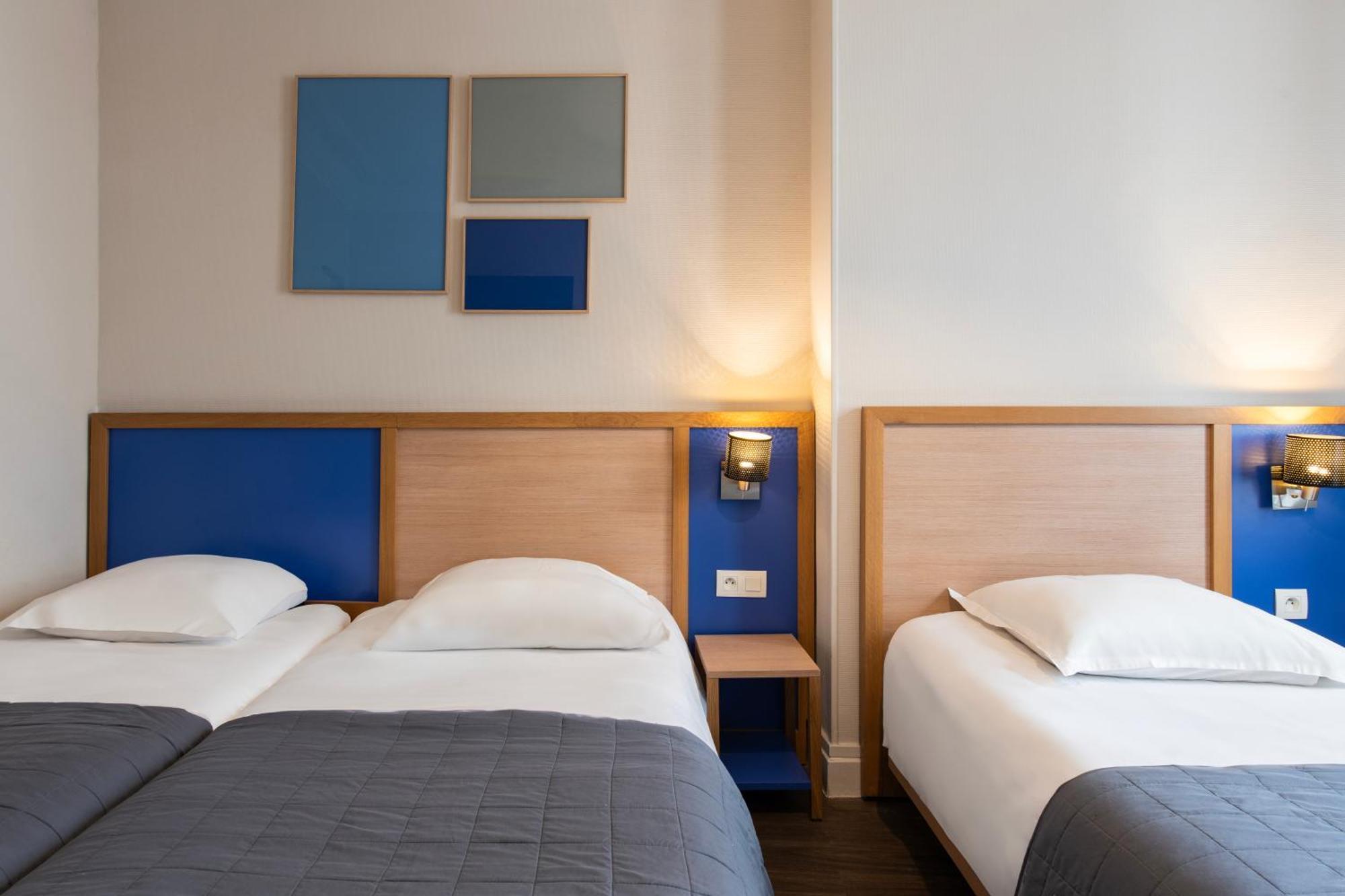 Est Hotel Париж Екстериор снимка